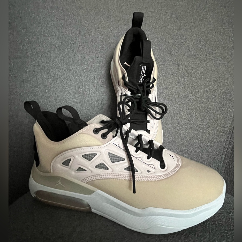 Women’s Nike Jordan Air Max 200 XX  AV5186-602  'Barely Rose' Sneakers 👟👟